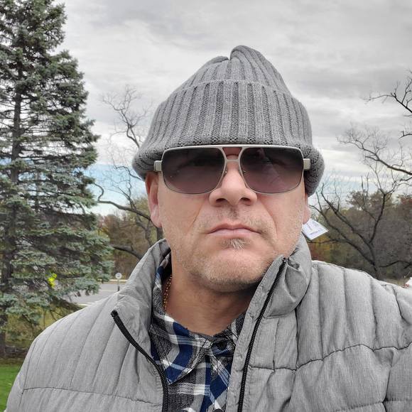 Meet your Posher, James - Picture 1 of 1